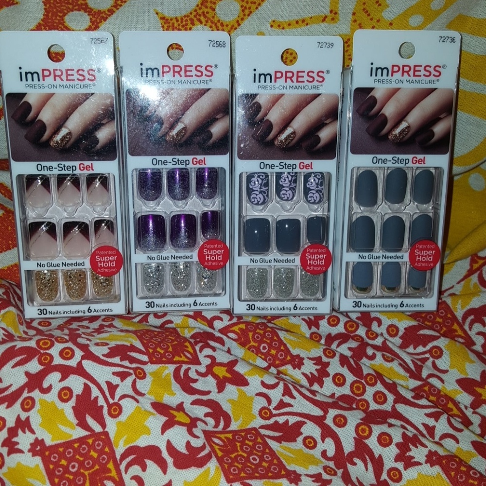 💜4💜 Press on nails by impress💜